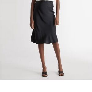 Quince 100% washable silk skirt black Midi size L